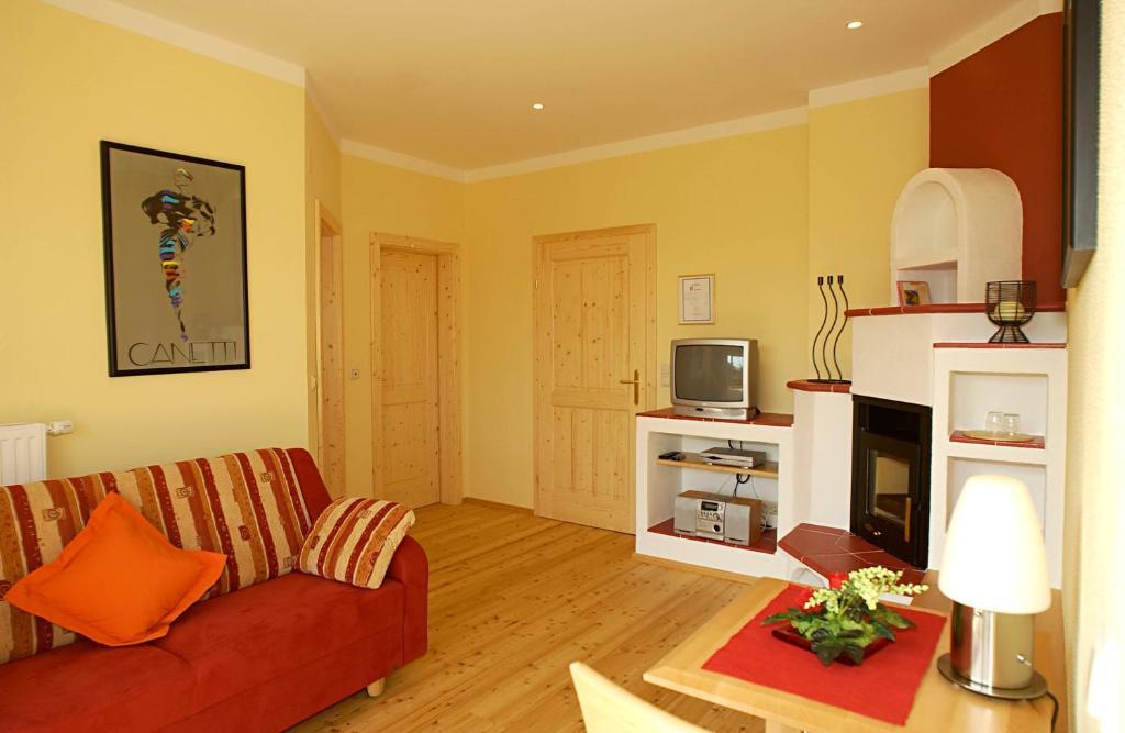 Hotel Garni Huegellandhof Neuhaus am Klausenbach 部屋 写真