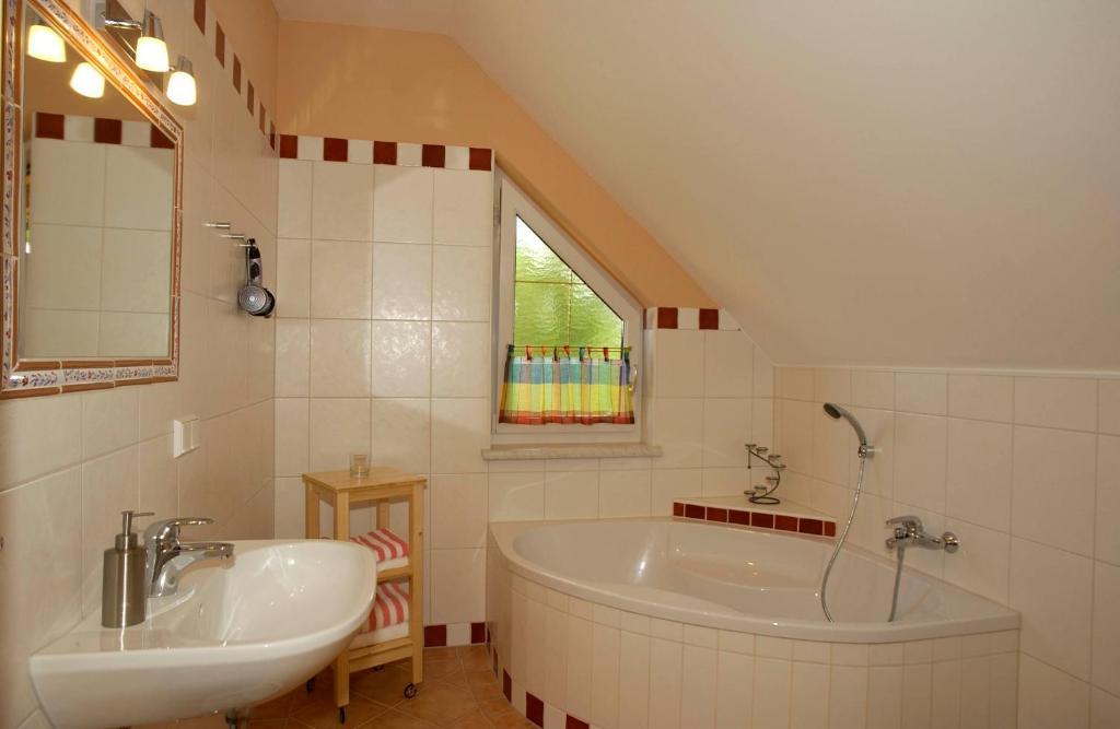 Hotel Garni Huegellandhof Neuhaus am Klausenbach 部屋 写真